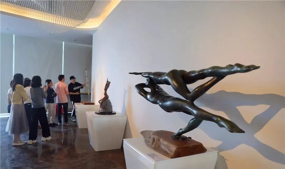 艺术品迈向新收藏，国内新增四大艺术品交易中心